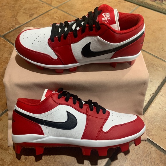Jordan 1 Retro MCS Low “Chicago Red” Premium Baseball Cleats - Picture 6 of 13